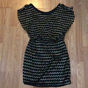 I’m selling a used dress in great condition.